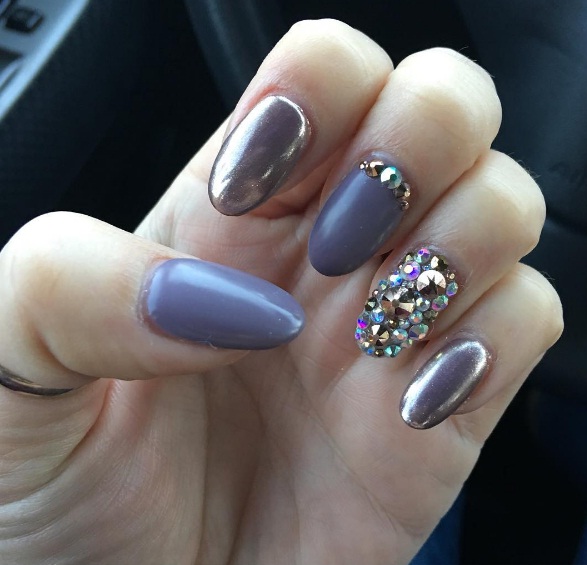 Bedazzled Nails Are Back — & So Much Better Than The '90s Versions