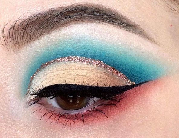 Watercolour Eyeshadow Is A Picturesque New Makeup Trend