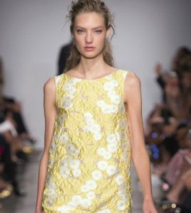 Wear To Work Dresses Inspired By The Spring 2017 Runways | FASHION