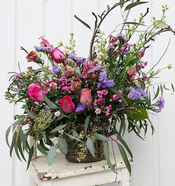 5 Winter Floral Arrangements Ideas for Home by Rosaholics