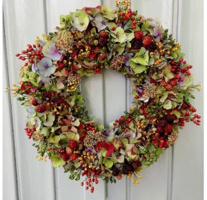 Gorgeous Fall Wreaths That Will Bring Harvest Season Into Your Home ...