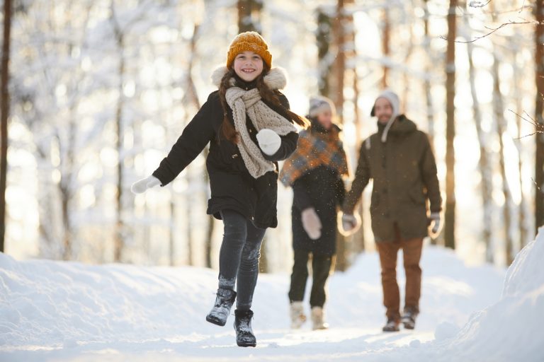 fun-outdoor-winter-activities-for-the-family-lifestyle